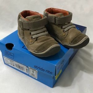 Stride Rite Brown Size 5W Boots